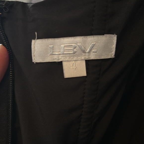 LBV Women's Black Crepe Halter Gown With Silver Hardware Size 4- New W/O Tags! - Picture 7 of 12